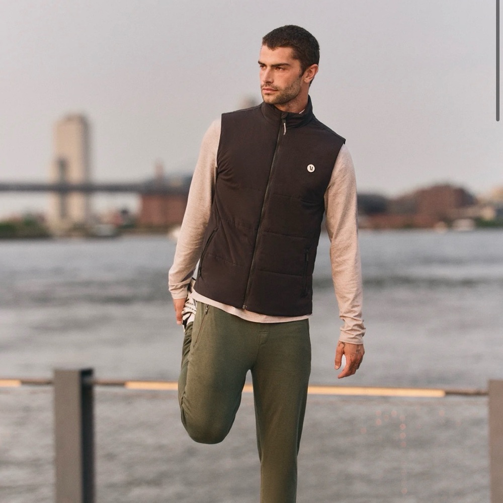 Echo Insulated Vest 2.0 in Black